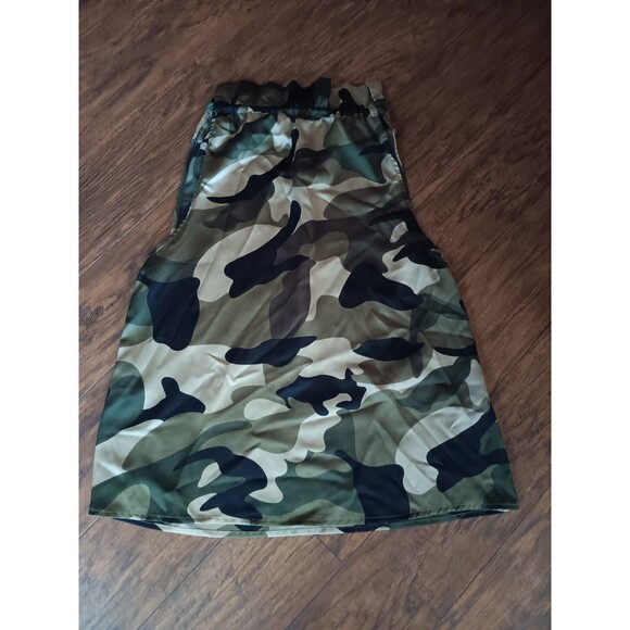 Womens camo sleeveless shirt. Mazik size small - Picture 1 of 3